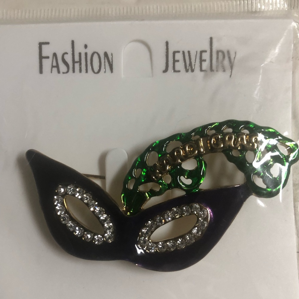 *FINAL PRICE* Mardi Gras Mask Pin